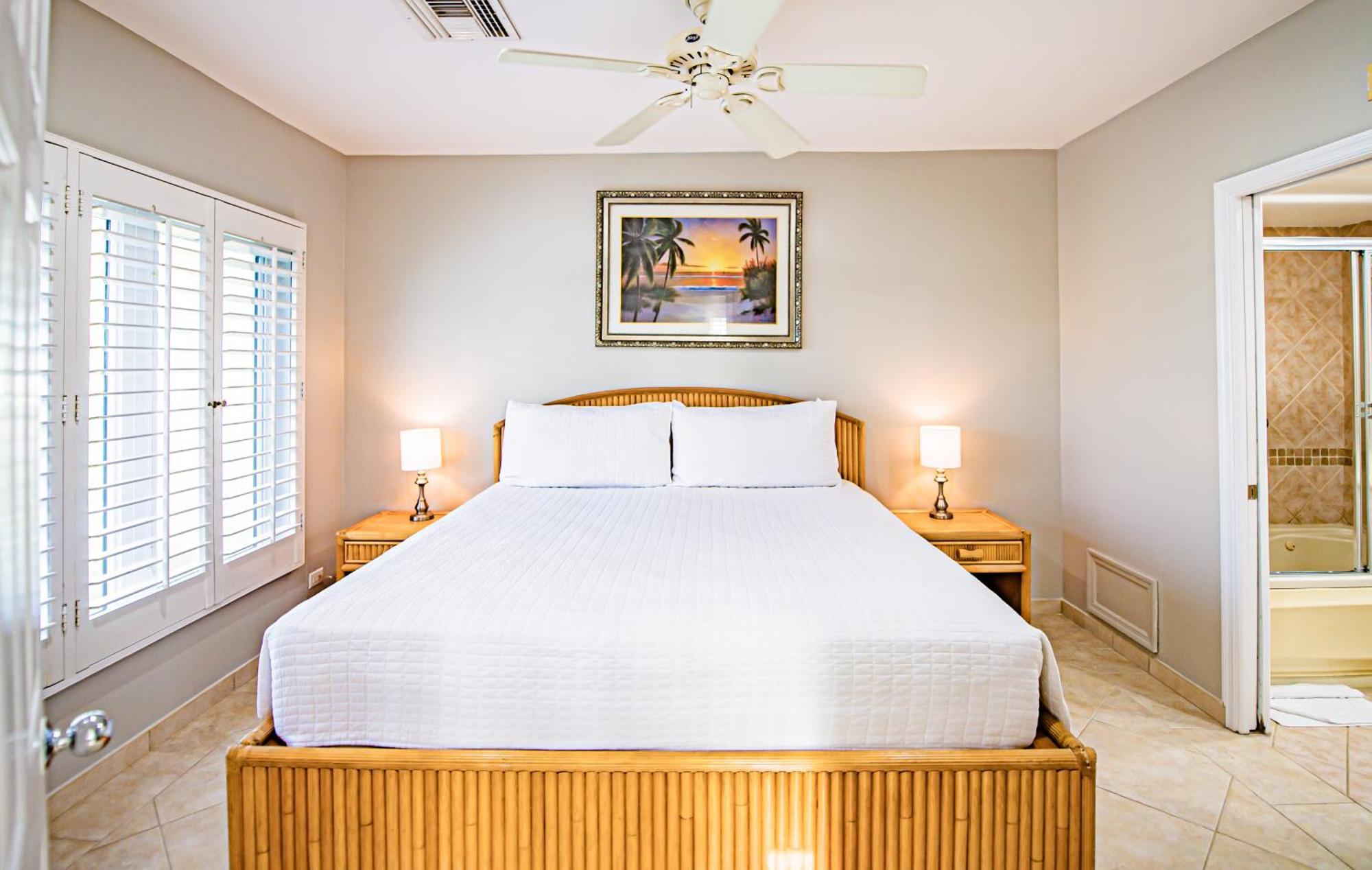 Seven Mile Beach Resort Τζώρτζταουν Εξωτερικό φωτογραφία